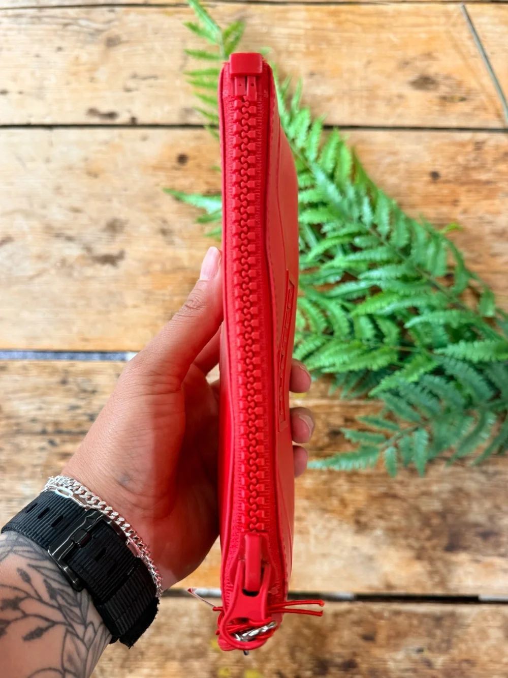 Hunter Bright Red Wristlet Wallet NWT
